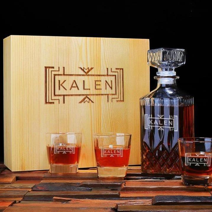 Men's Gift, Personalized Whiskey Decanter - Groomsmen Gifts, Personalized Gift - Engravedideas